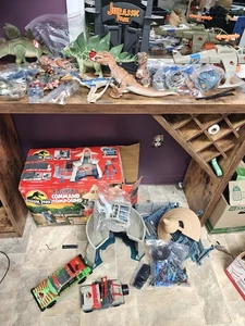 Compuesto de Comando Electrónico Parque Jurásico + Dinosaurios y Lote 1993 Kenner Raro VER - Imagen 1 de 19