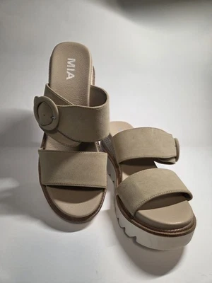 Sandalia de cuña alpargata Mia Orla para mujer talla 7,5 tostada Foto 1 de 4