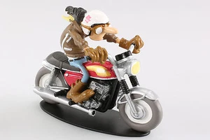 MOTO 1/18 suzuki T500 JOE BAR TEAM " Nestor Lapoinier " RESINE - Imagen 1 de 2