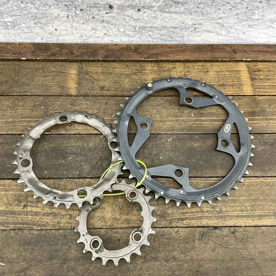 Juego de platos triples vintage Shimano Deore LX 104/64 BCD FC-M570 4 pernos Mega 9s Foto 1 de 4