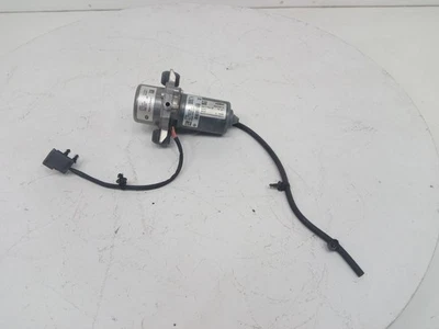 Chevrolet Camaro 2016-2024 bomba de refuerzo de freno eléctrico OEM Foto 1 de 4