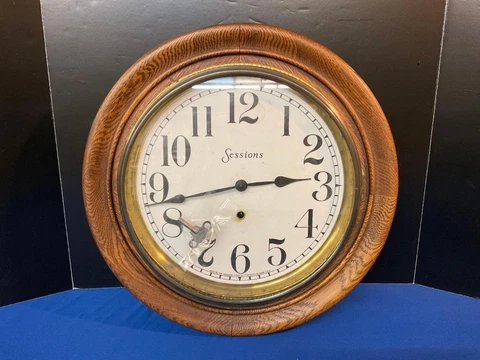 ANTIQUE SESSIONS Foyer  EIGHT DAY WIND UP CLOCK WITH PENDULUM & KEY. EXC COND Cover