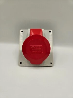 Pluso ILME 16 Amp 5 Pin Angled Socket IP44 3 Phase 415V 16A 3P+N+E PE 1665 PI - Image 1 of 4