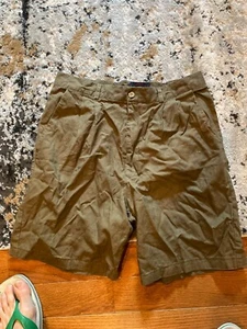 Pantaloncini sportivi Tom Tailor taglia 32 verde esercito e pieghe. Vintage - Foto 1 di 5