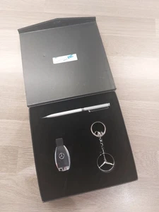 Mercedes-Benz USB Flash Drive, 4 GB, Pen & Keyring Giftbox - Photo 1/7