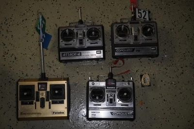  Lote 4 Transmisores RC Futaba de Colección FG Conquest Attack 4 y Receptor FP-R114H Foto 1 de 4
