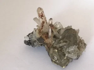 CRISTALLI DI QUARZO E PIRITE - Foto 1 di 4