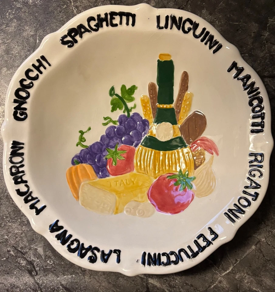 Handcrafted, hand painted Italian pasta bowl circa 1970 - Image 1 of 1