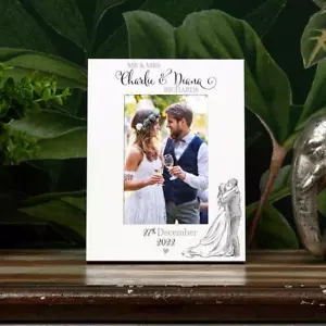Personalised Wedding Day Photo Frame Gift With Sketch Couple C58-26 - Picture 1 of 2