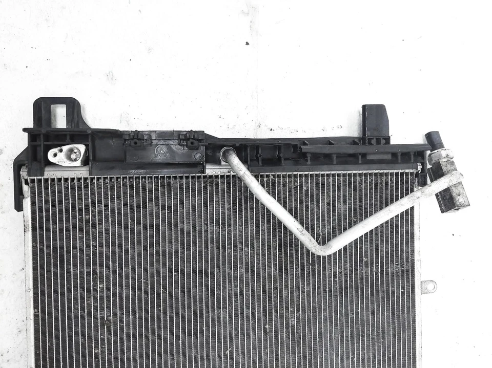 2012-2015 Mercedes-Benz C250 Ac A/C Air Conditioning Condenser 204-500-06-54 - Image 1 of 4