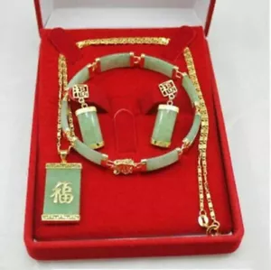 Mode Natur Grün Jade Edelsteine Armband Ohrringe Halskette Anhänger Set AAA - Bild 1 von 3