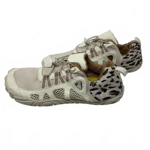 Women's Sneakers with Leopard Print Size 9 Barefoot Type - Picture 1 of 7