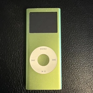 Apple iPod Nano 2nd Generation 4GB Green – Tested & Working – 632 Songs Included - Picture 1 of 5