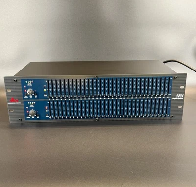 dbx 1231 Dual Channel 31-Band Equalizer - Image 1 of 4