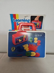 Juguete de cordones vintage The Eagle School "Aprender a coser" difícil de encontrar - Imagen 1 de 2