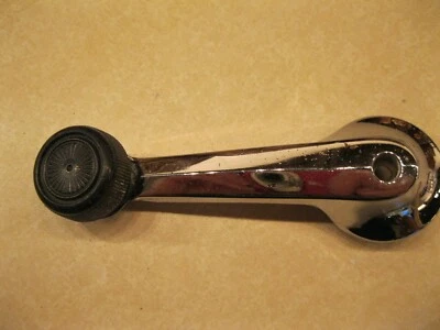 MANIJA MANIVELA VENTANA FORD 74-80 MUSTANG II PINTO D6ZB-6923342AA VINTAGE Foto 1 de 4