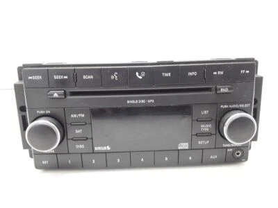 Unité De Lecteur Radio CD DVD Chrysler Sebring JS 2.4 125KW 2007 P05064059AJ - Photo 1/4