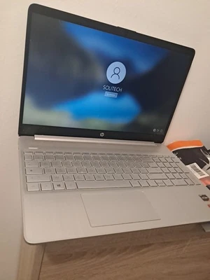 HP 15s-eq0053nf  – Ryzen 7 3700U 8 Go Et 500 SSD - Photo 1/4