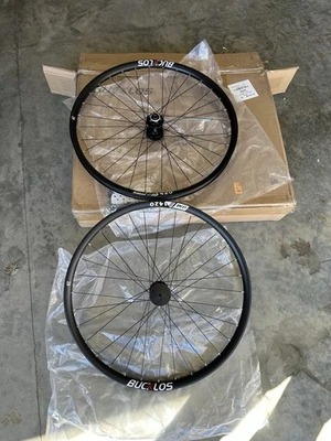 BUCKLOS 29 inch Thru Axle MTB Wheelset Dual Disc Brakes 29” Bike Wheels BM1420 - Image 1 of 4
