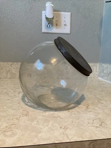 Vintage Kippbar Süßigkeiten Kaugummikugeln Klarglas Glas mit Metalldeckel Landhausladen Theke - Bild 1 von 12