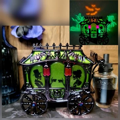 Bath & Body Works Creepy Carriage Wallflower Plug HALLOWEEN 👻 - Image 1 of 4
