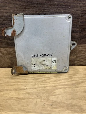 89661-35070 Toyota 4Runner Pickup ECU ECM 2.4L 22RE 4x4 86-87 - Image 1 of 4