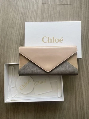 Cartera de mujer Chloe letra plegable edición limitada muy buena condición productos populares raros moda Foto 1 de 4