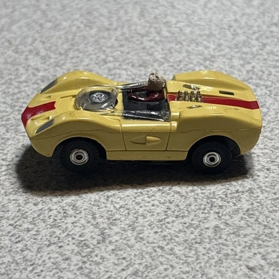 Aurora Thunderjet Tjet MCLAREN ELVA, Yellow HO Slot Car, it runs! - Image 1 of 4