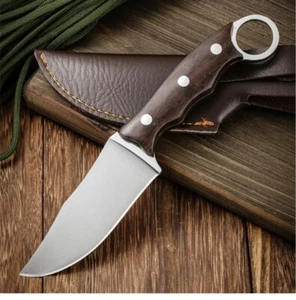 Full Tang Knife with Leather Sheath  - Picture 1 of 3