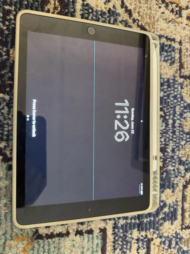 Apple iPad Air  6th Gen Wi-Fi 32GB Space Grey With Case/cover /Apple Pencil - Image 1 of 4