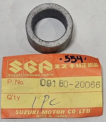 1 peça espaçadora de fábrica genuína Suzuki DR370 DR400 GN400 SR370 NOVO NA CAIXA fabricante de equipamento original 09180-20066 - Imagem 1 de 2