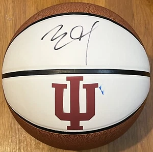 Eric Gordon Signed Autographed Indiana Hoosiers Logo Basketball JSA COA - Picture 1 of 4