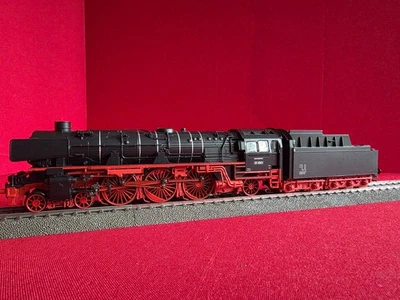 Märklin H0 37104 Dampflok BR 01 1001 der DB Mfx Sound (197) - S047-197 - Bild 1 von 4