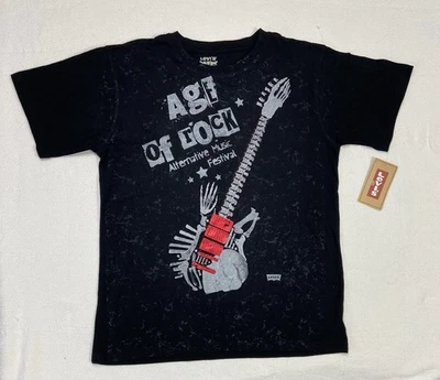 Camiseta grande Levi's Age of Rock para niños con etiqueta guitarra calavera rock alternativo Foto 1 de 4