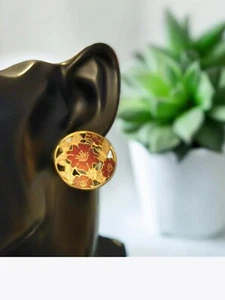 Fish N Crown VINTAGE EARRINGS  Clip On 70/80s Gold Tone Round CLOISONNE Flowers - Picture 1 of 13