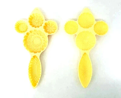 & Set Of 2 Pistachio&Dates Maamoul Plastic Mould 5 Different Designs in oneمعمول - Image 1 of 4