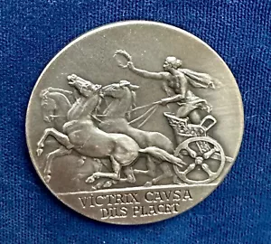Germany silver 40mm medal with ancient Roman designs - Picture 1 of 3