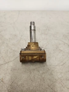ASCO Pnuematic Directional Valve - Picture 1 of 13