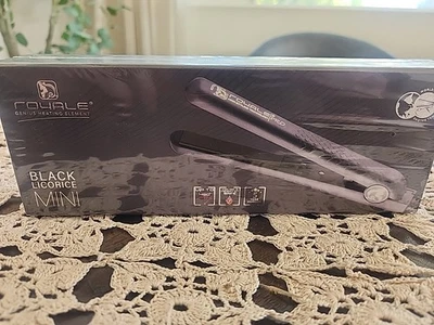 Royale Genius Heating Element Black Licorice MINI Hairstraightener - Image 1 of 2
