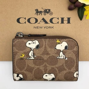 COACH x Peanuts Snoopy Zip Key Case CBS91 Signature Canvas Tan Multi New - Picture 1 of 7