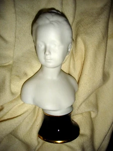 Beautiful P. Pastaud Limoge France Bisque Young Girl Bust Figurine Sculpture MIN - Picture 1 of 5