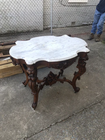 FANTASTIC ANTIQUE AMERICAN VICTORIAN CARVED WALNUT TURTLE TOP MARBLE TOP TABLE Cover