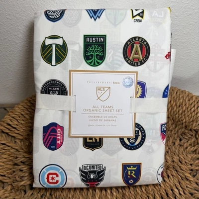 POTTERY BARN TEEN MLS ALL TEAMS SOCCER ORGANIC SHEET SET, QUEEN - Image 1 of 4