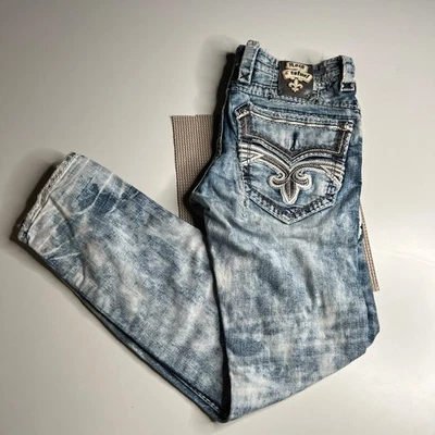 Pantalones de mezclilla Rock Revival para hombre azules desgastados bordados con solapa bolsillos Feeney 32 Foto 1 de 4