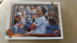 2025 Topps Mark Vientos #174 Gold Golden Mirror Image Variation SSP Mets - Bild 1 von 2