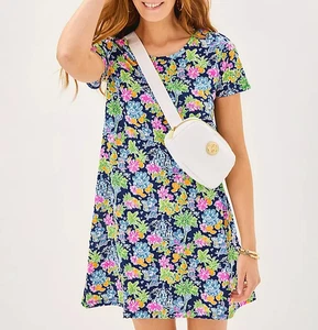 Lilly Pulitzer Cody Loves Disney T-Shirt Dress Size XS Cotton Floral Resort NWT - Picture 1 of 8