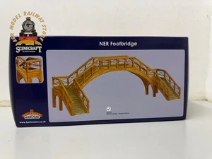 Bachmann 44-0186 Scenecraft NER Footbridge Brown - OO Gauge - Picture 1 of 1