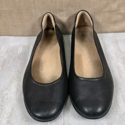 Naturalizer Black Leather Flexy Ballet Flats Women's Size 10M Business Casual - Image 1 of 4