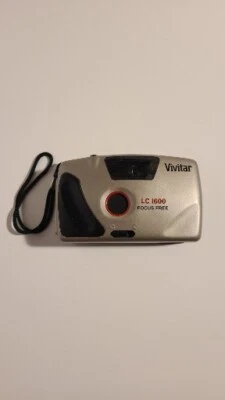 Vintage Vivitar LCI600 Focus Free 35mm Film Point and Shoot Camera with Strap - Image 1 of 4