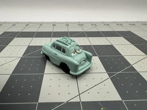 Disney Pixar Cars Miniature Plastic Green Car Figure - Picture 1 of 5